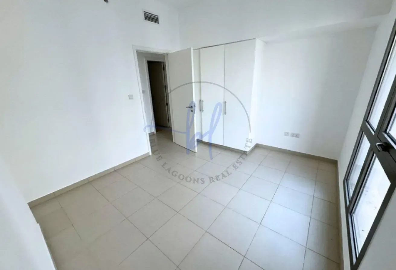 Bright and Airy | Homey Apt | Call Me Now to View