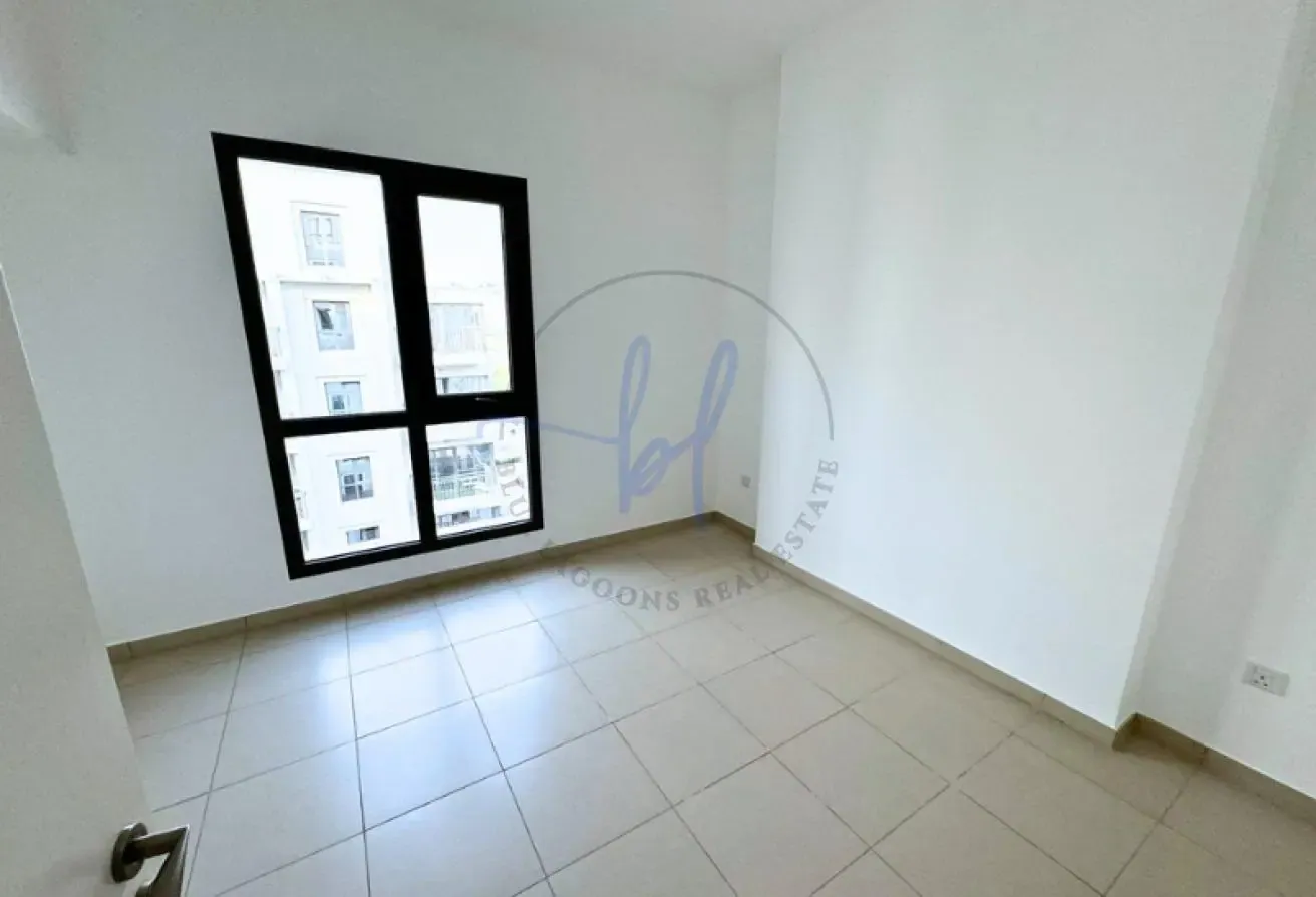 Bright and Airy | Homey Apt | Call Me Now to View