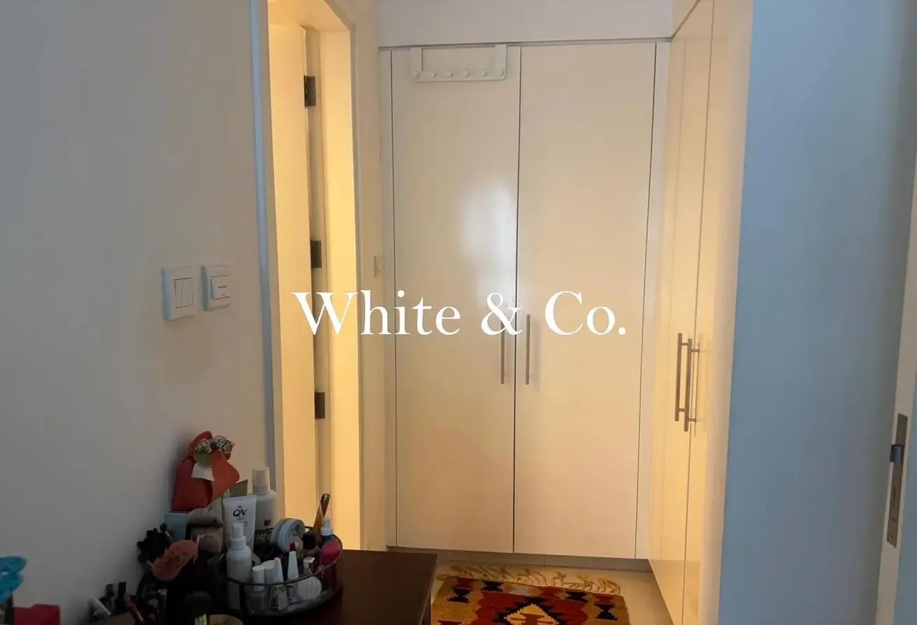 Great Bright Rooms | Spacious | Low Floor
