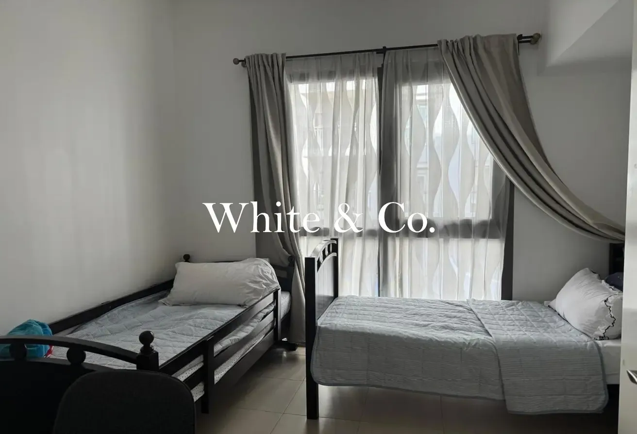 Great Bright Rooms | Spacious | Low Floor