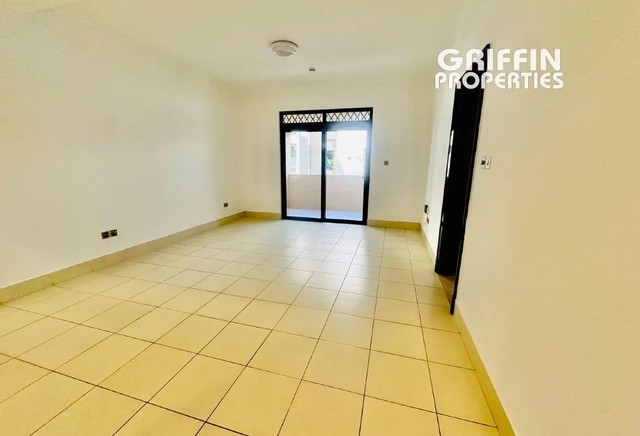 2BHK | Unfurnished | Balcony | Downtown