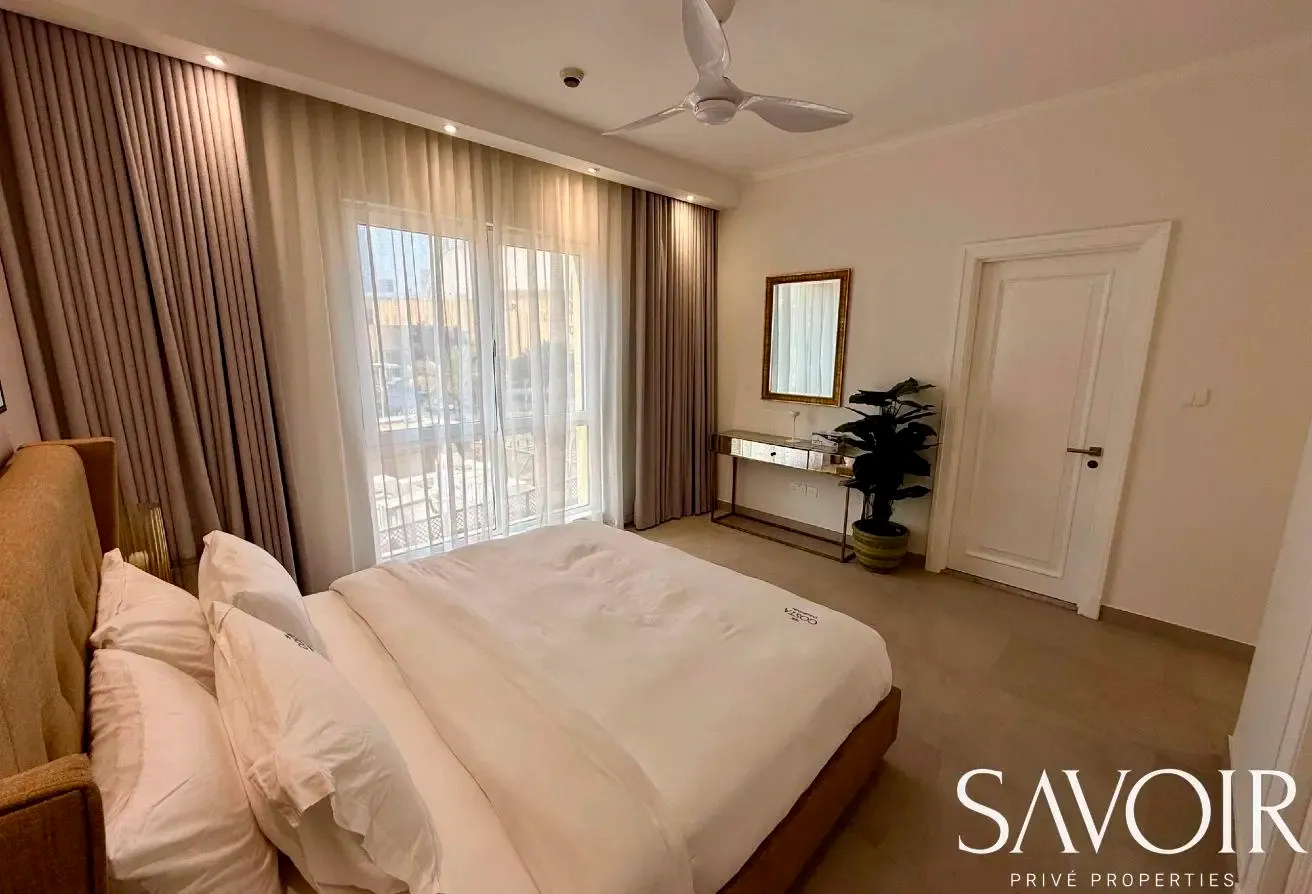 Upgraded | Burj Khalifa View | Study | Furnished