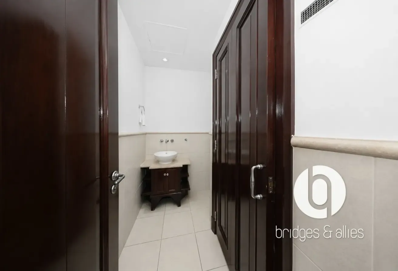 BURJ KHALIFA VIEW | 2 BEDROOMS + STUDY | AVAILABLE