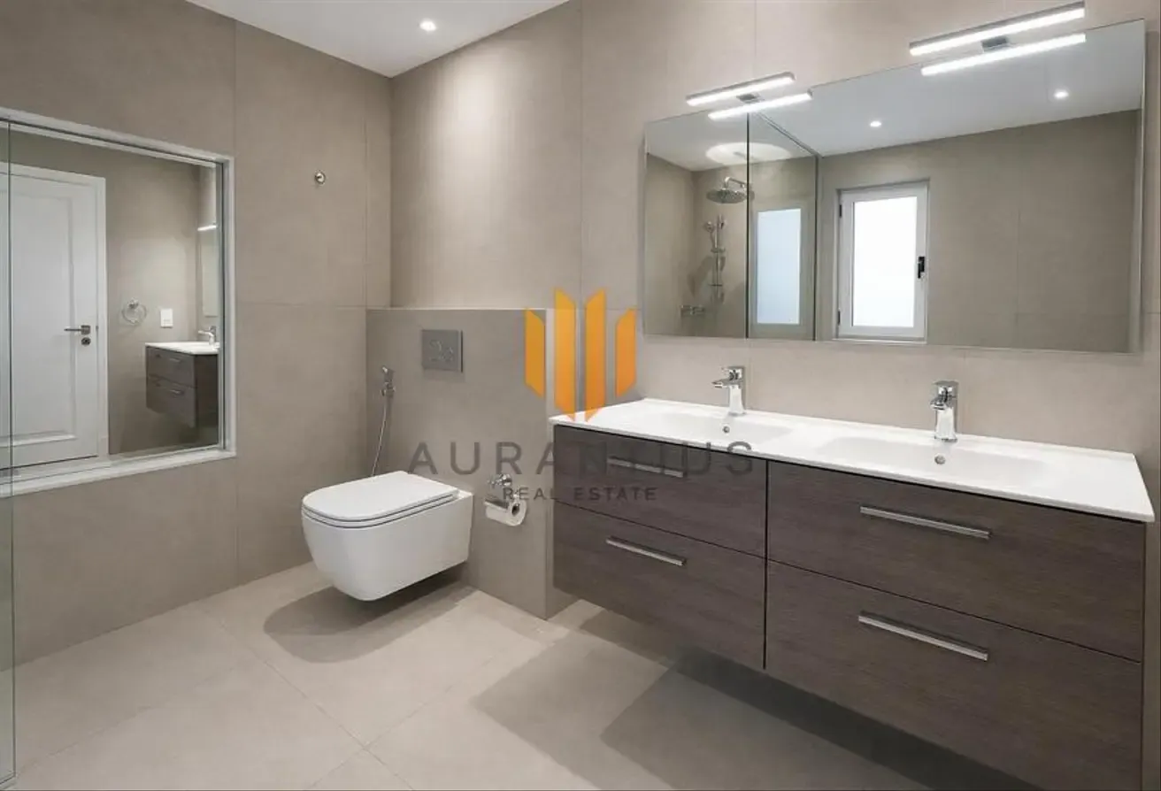 Fully Furnished|Upgraded|Burj View|with Maidroom