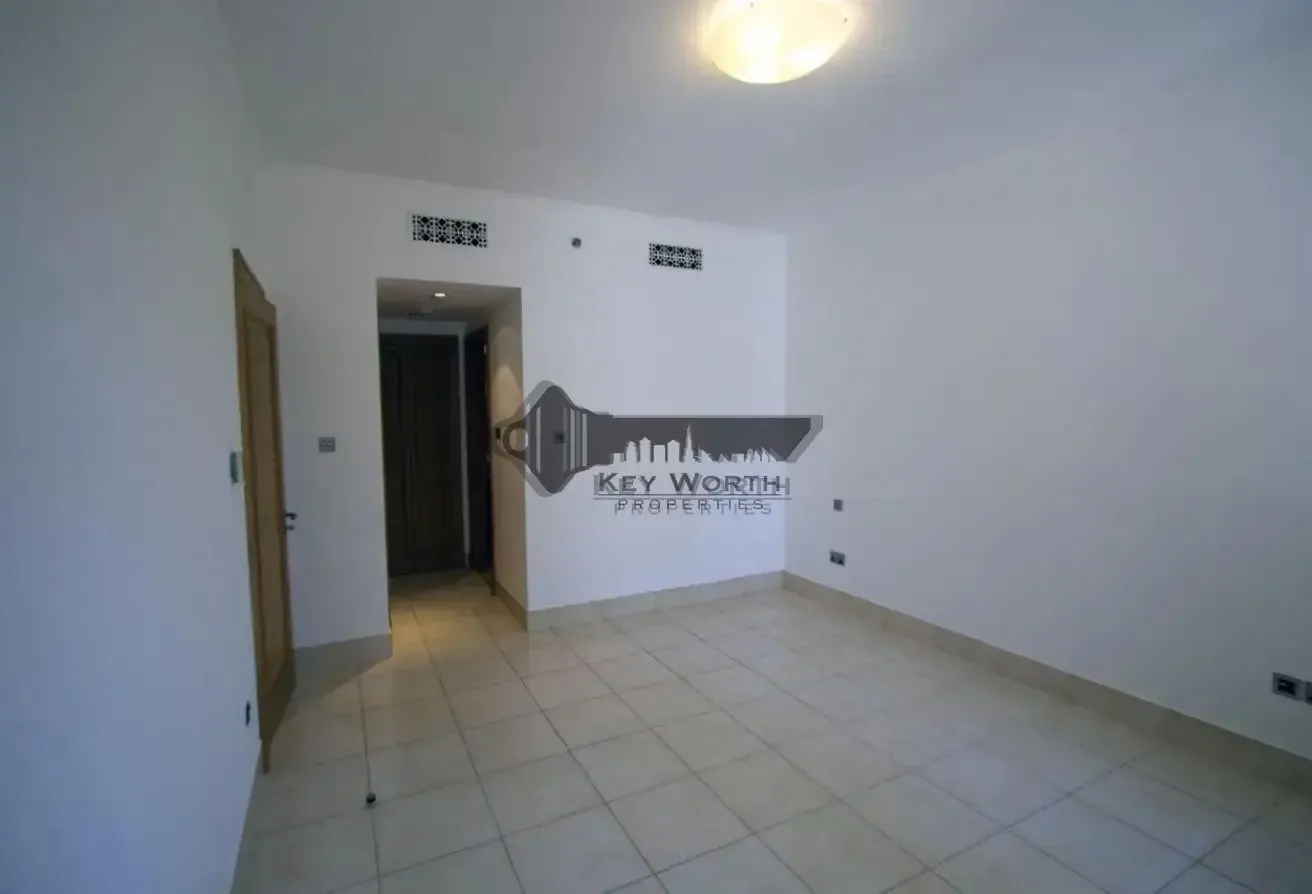 Spacious 2BR | Blvd View | Easy Mall access