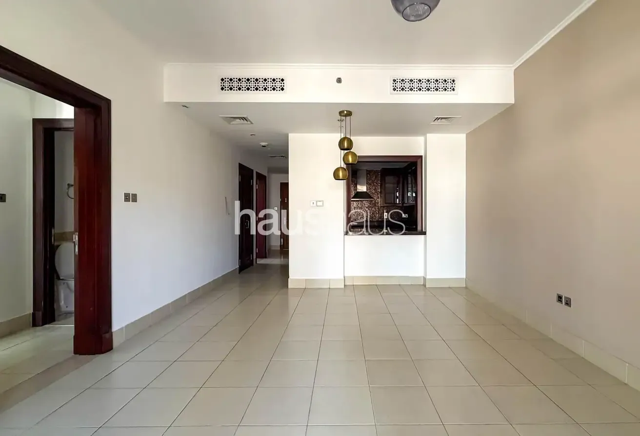 12 Cheques Option | Burj View | Unfurnished