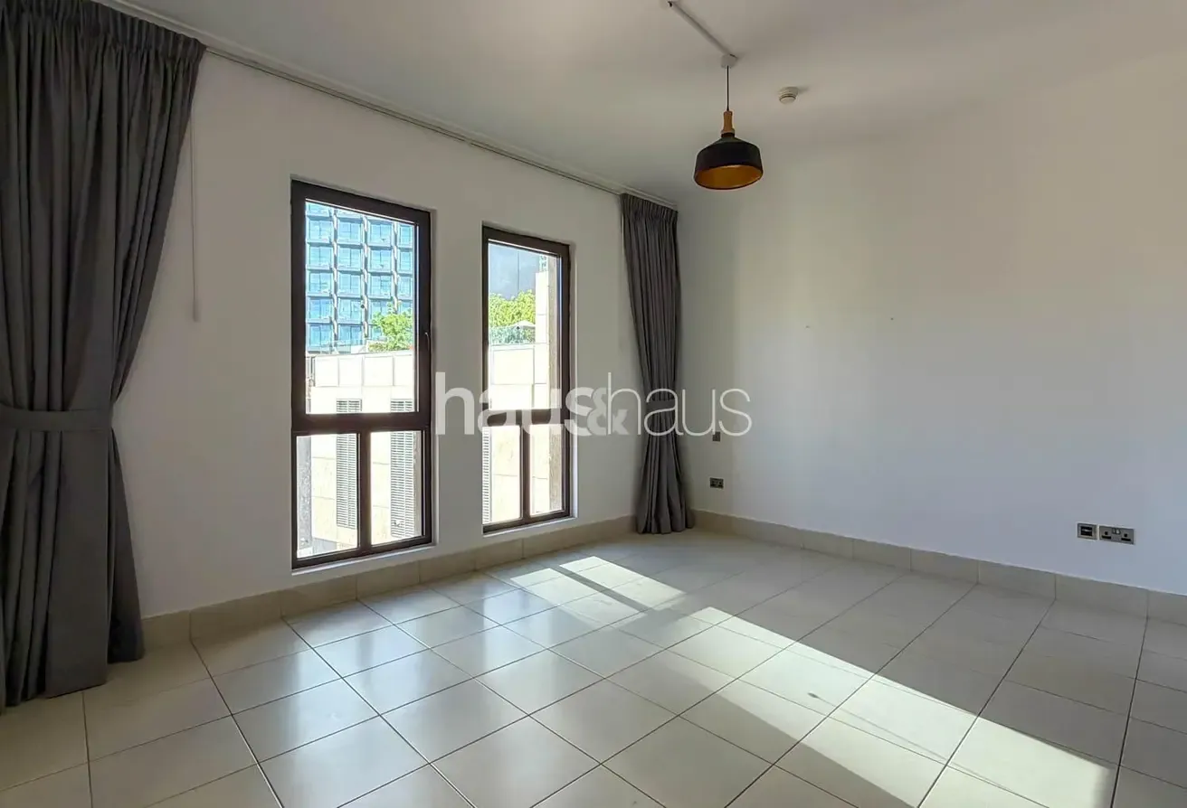 12 Cheques Option | Burj View | Unfurnished
