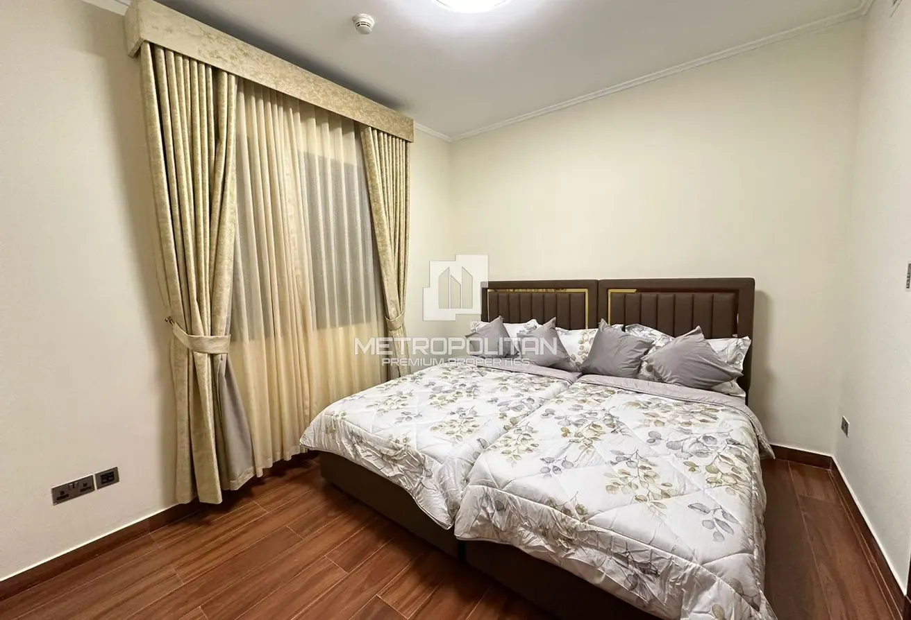 Vacant | Prime Location | 2 Bedrooms | Furnished