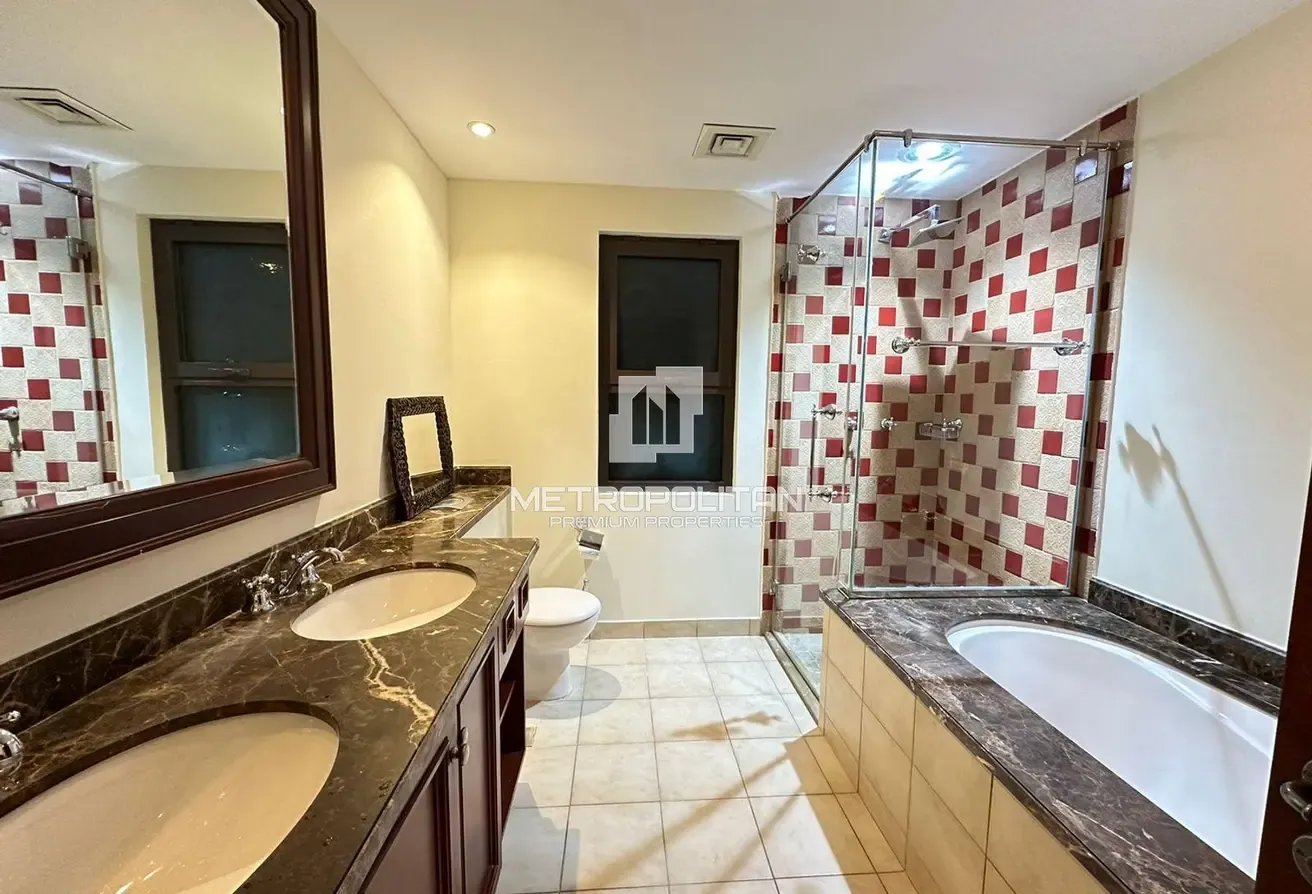 Vacant | Prime Location | 2 Bedrooms | Furnished