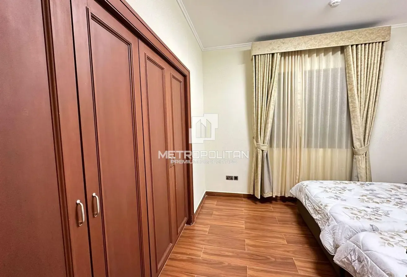 Vacant | Prime Location | 2 Bedrooms | Furnished