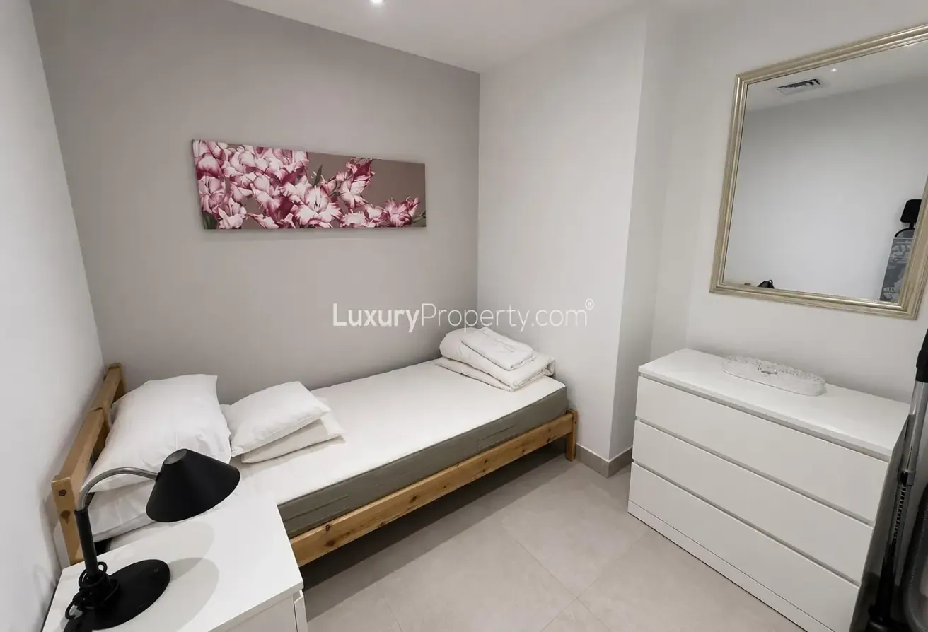 Burj View 2 Bed + Study | Furnished