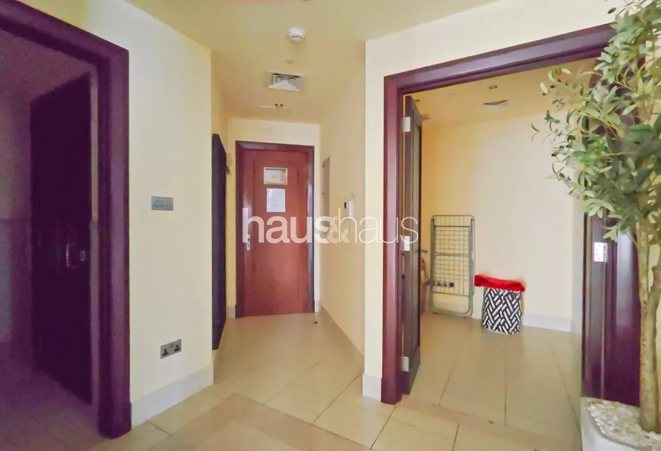 Exclusive | Dubai Mall views | Furnished