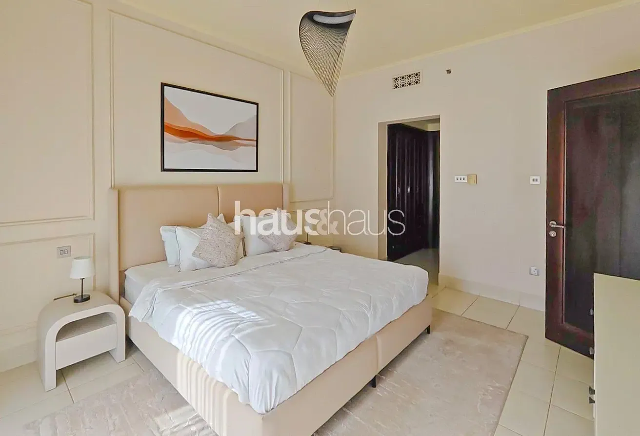 Exclusive | Dubai Mall views | Furnished