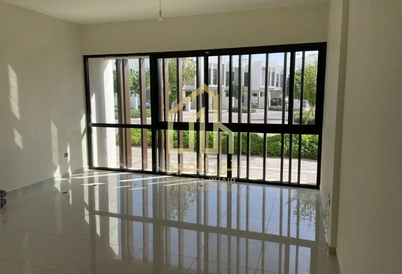 6-BR Luxury Villa | V2 Layout | One Cheque