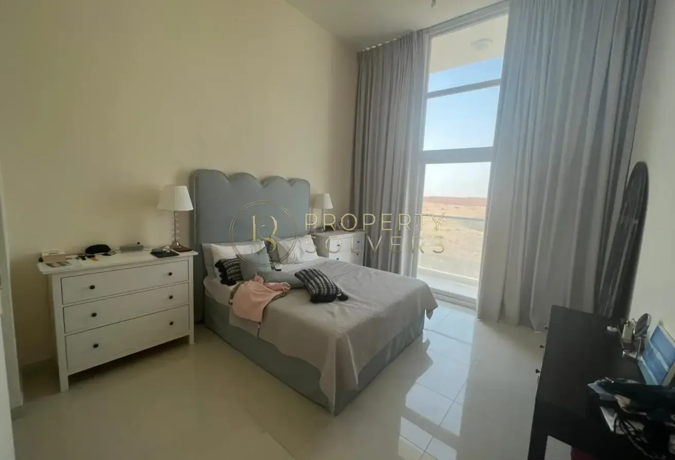 Spacious 6BR Villa | Single Row | Prime Location