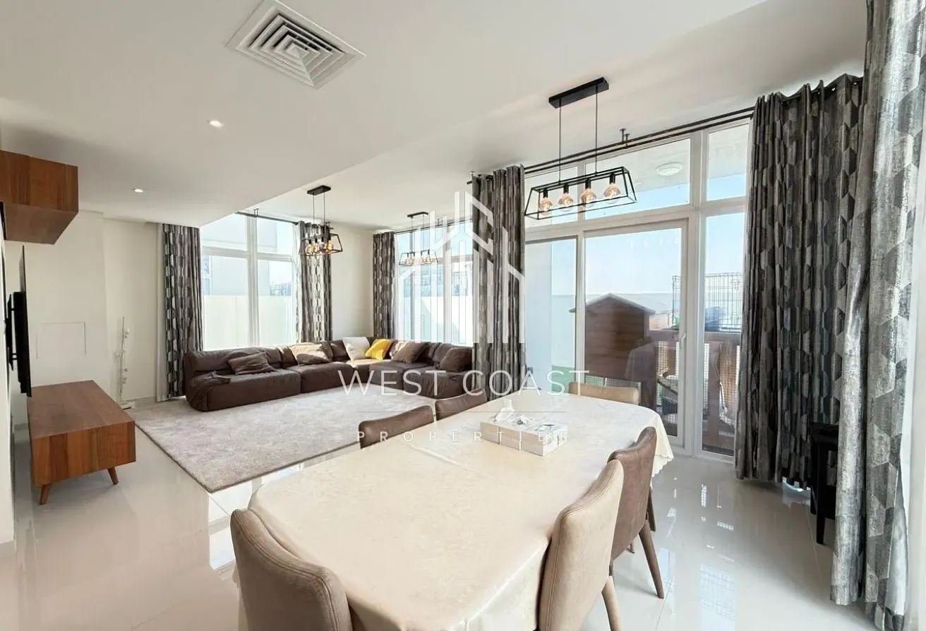 Spacious | Furnished | close to Amenities