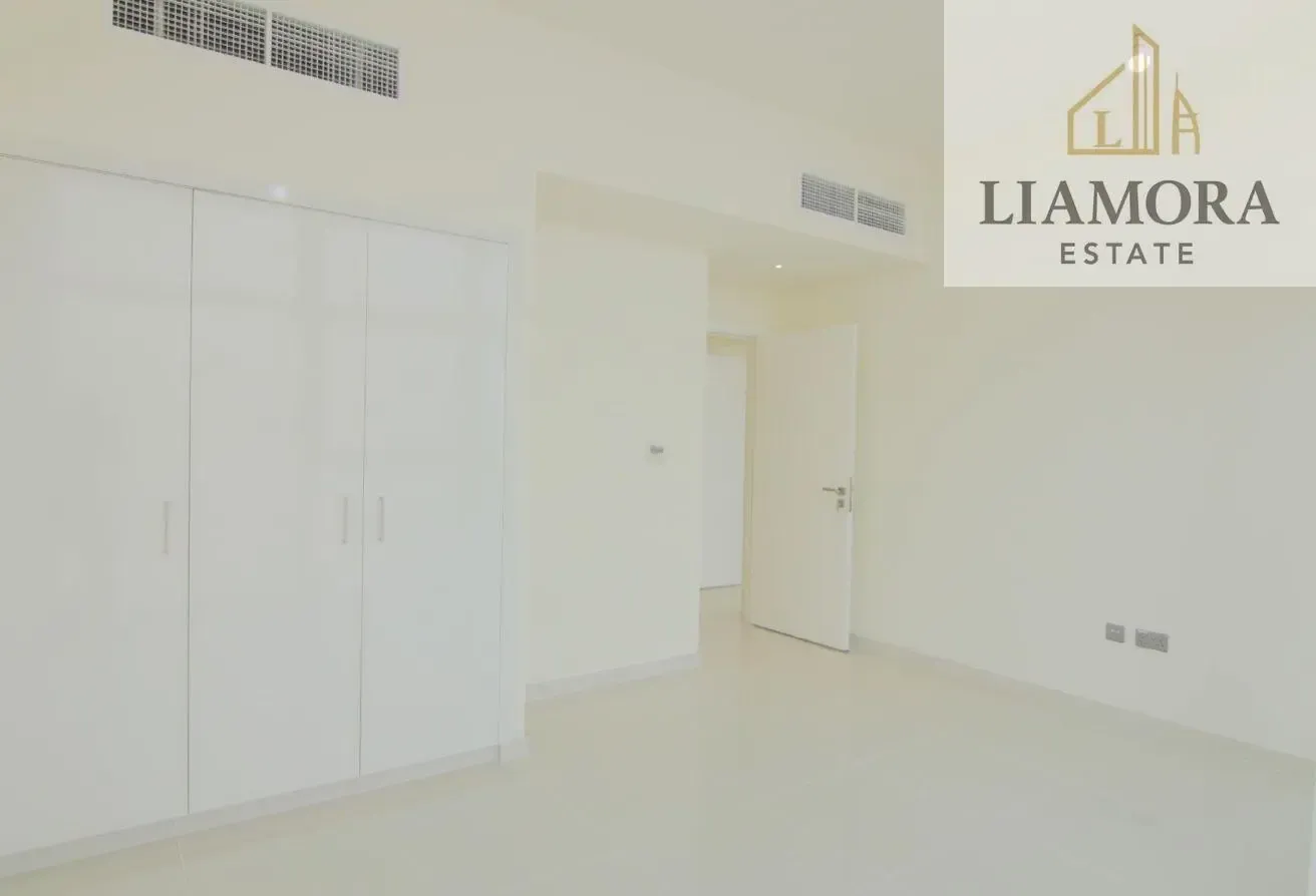 V2 I VACANT I 6 BED STANDALONE I AVAILABLE 3 OPT