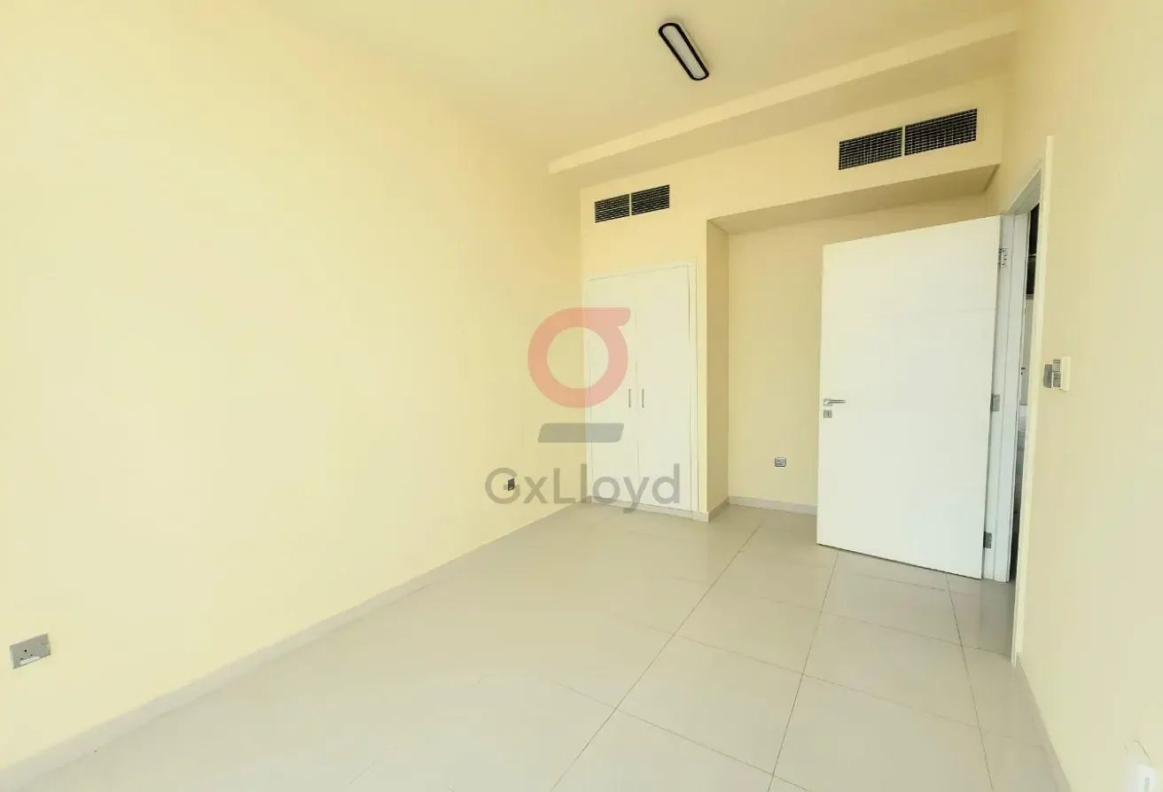 Spacious Rooms | Private Garden | Single Row