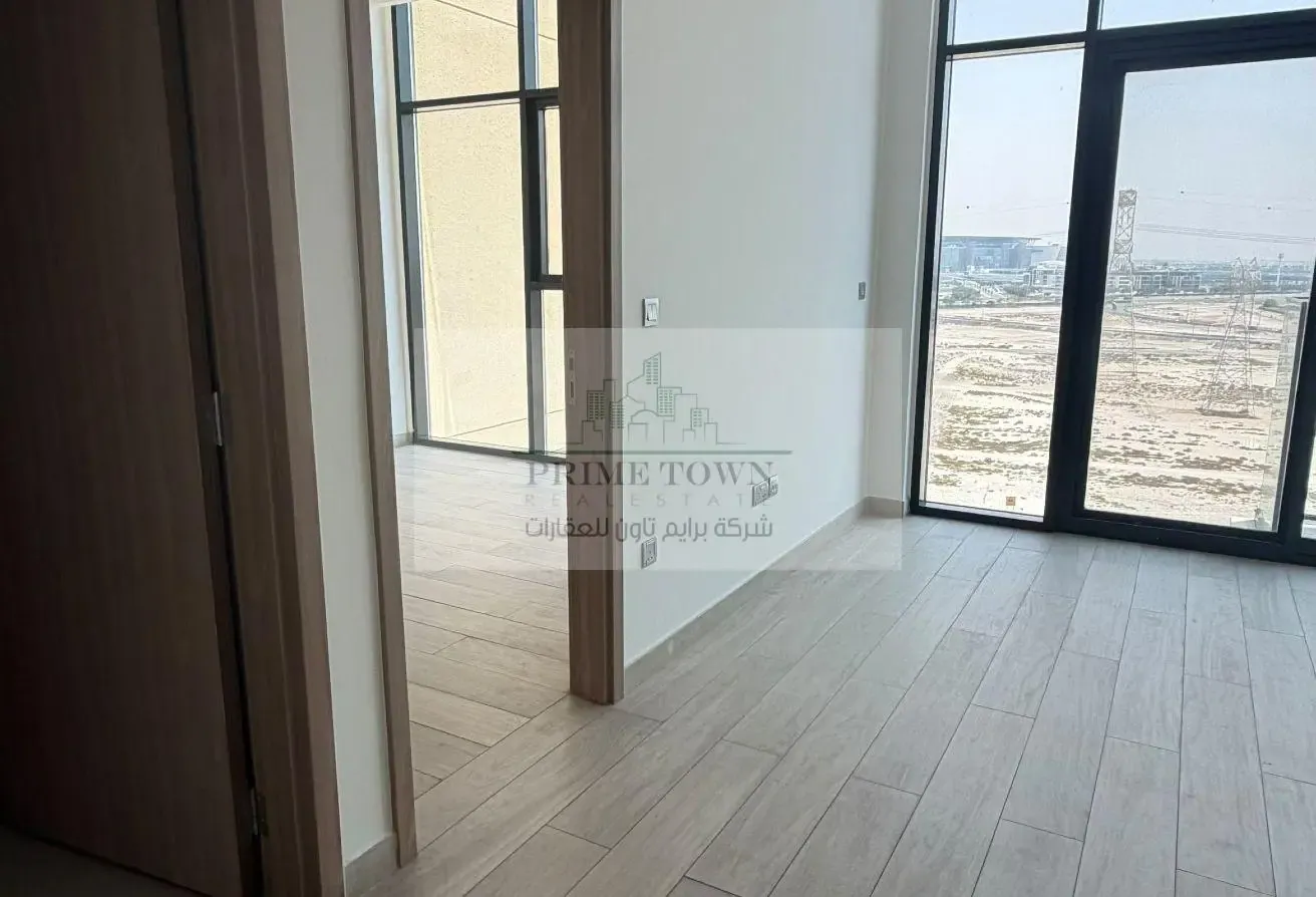 Pool View | High Floor | Prime Location