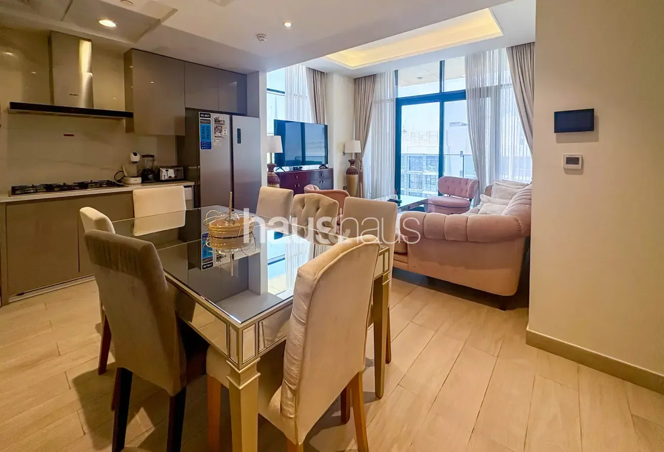 Stylish 3-Bedroom | Fully Furnished | High-Floor