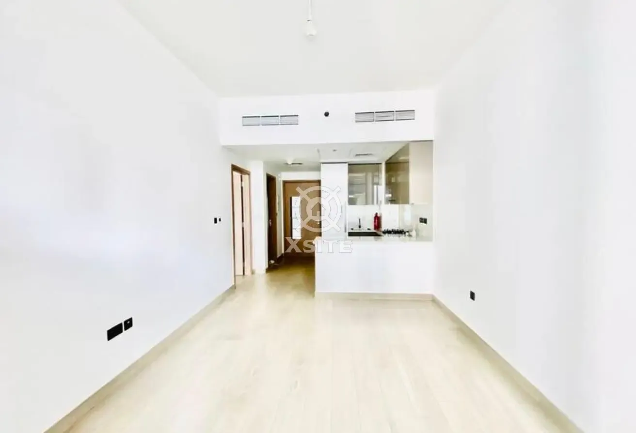 Pets Friendly | Big Terrace |Multiple Cheques