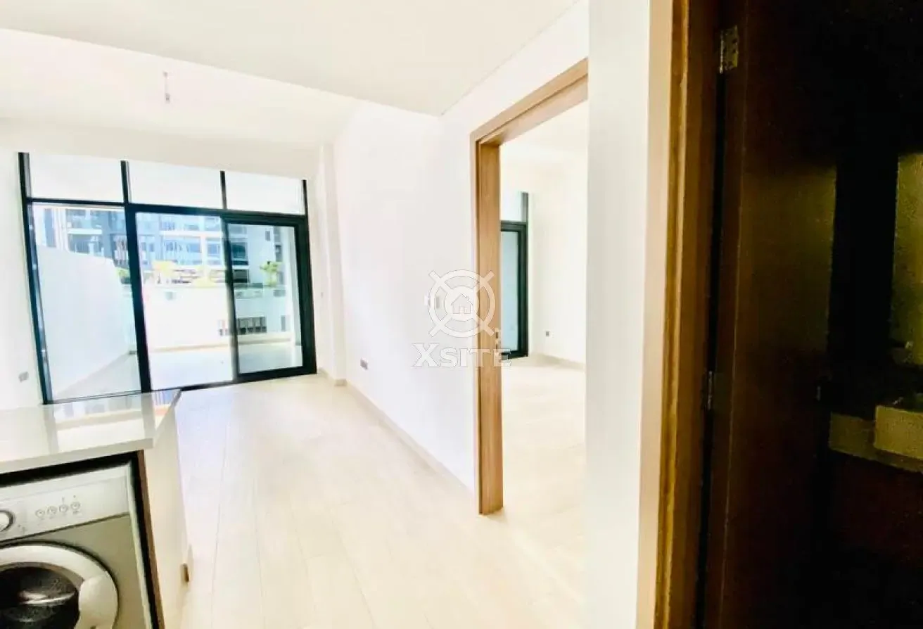 Pets Friendly | Big Terrace |Multiple Cheques