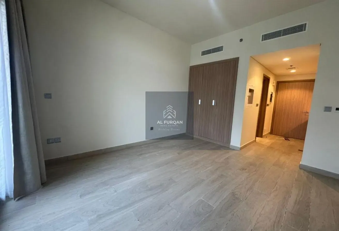 Studio Apartment in Meydan with Covered Parking