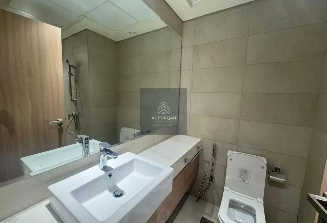 Studio Apartment in Meydan with Covered Parking