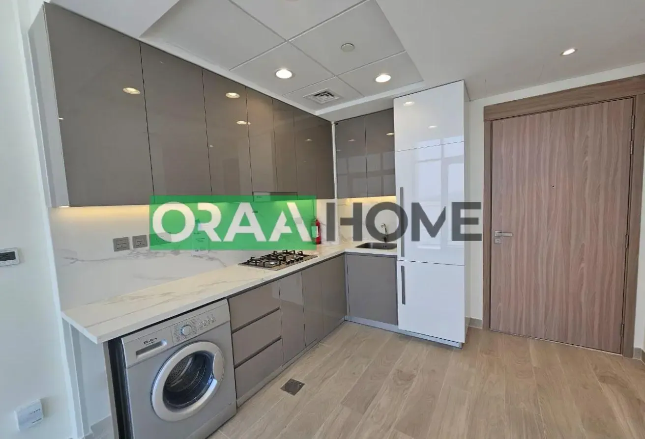 Two Bathrooms, Pool View, Chiller Free