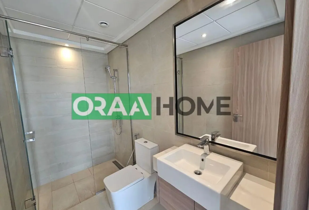Two Bathrooms, Pool View, Chiller Free