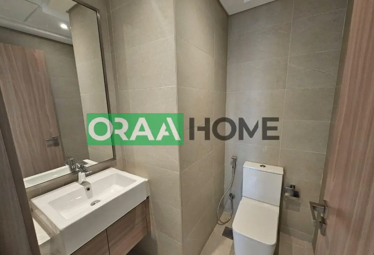 Two Bathrooms, Pool View, Chiller Free