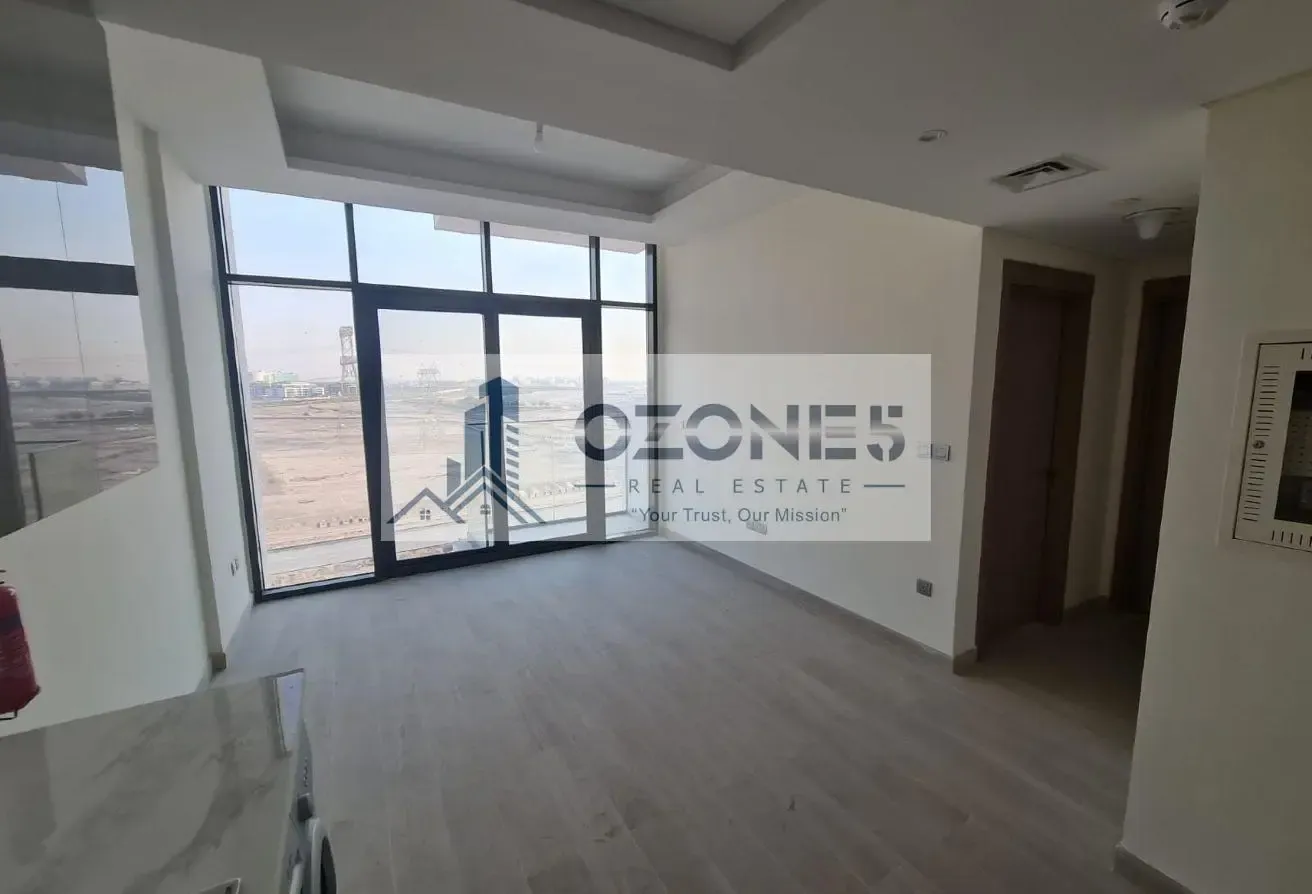 Amazing Unit, Chiller Free, High Floor
