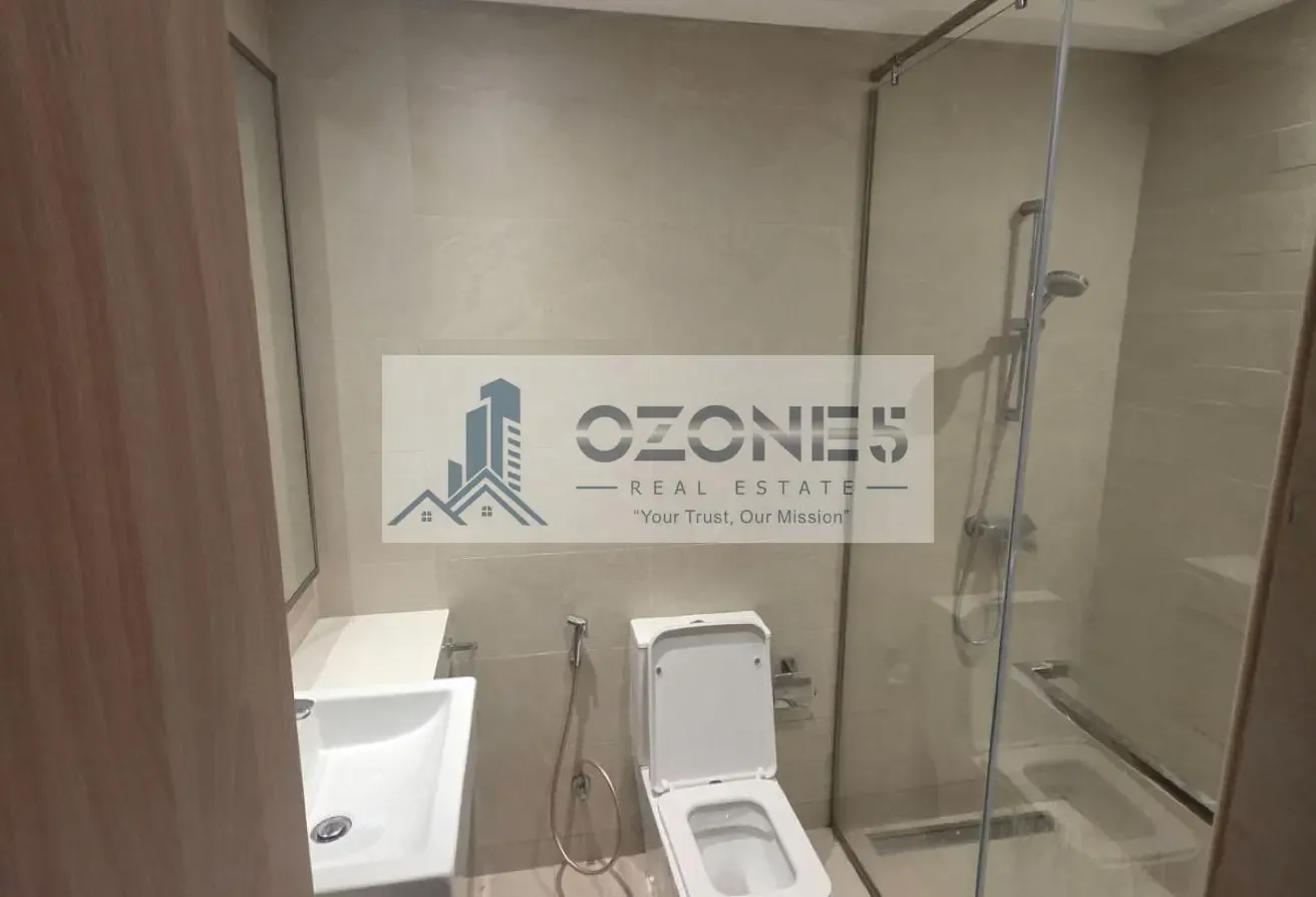 Amazing Unit, Chiller Free, High Floor
