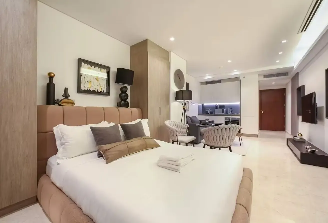 MODERN INTERIOR | FULLY FURNISHED | VACANT