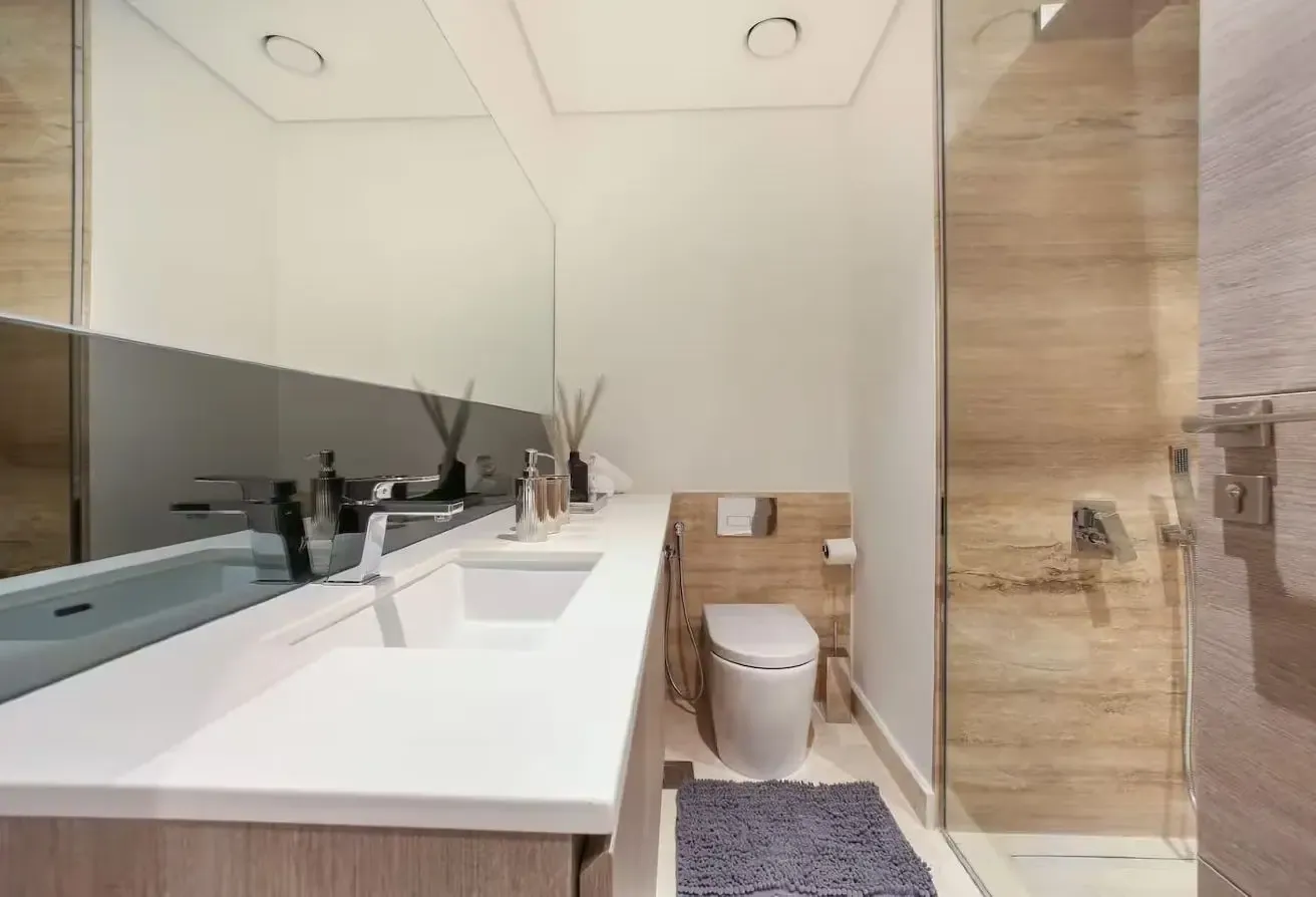 MODERN INTERIOR | FULLY FURNISHED | VACANT