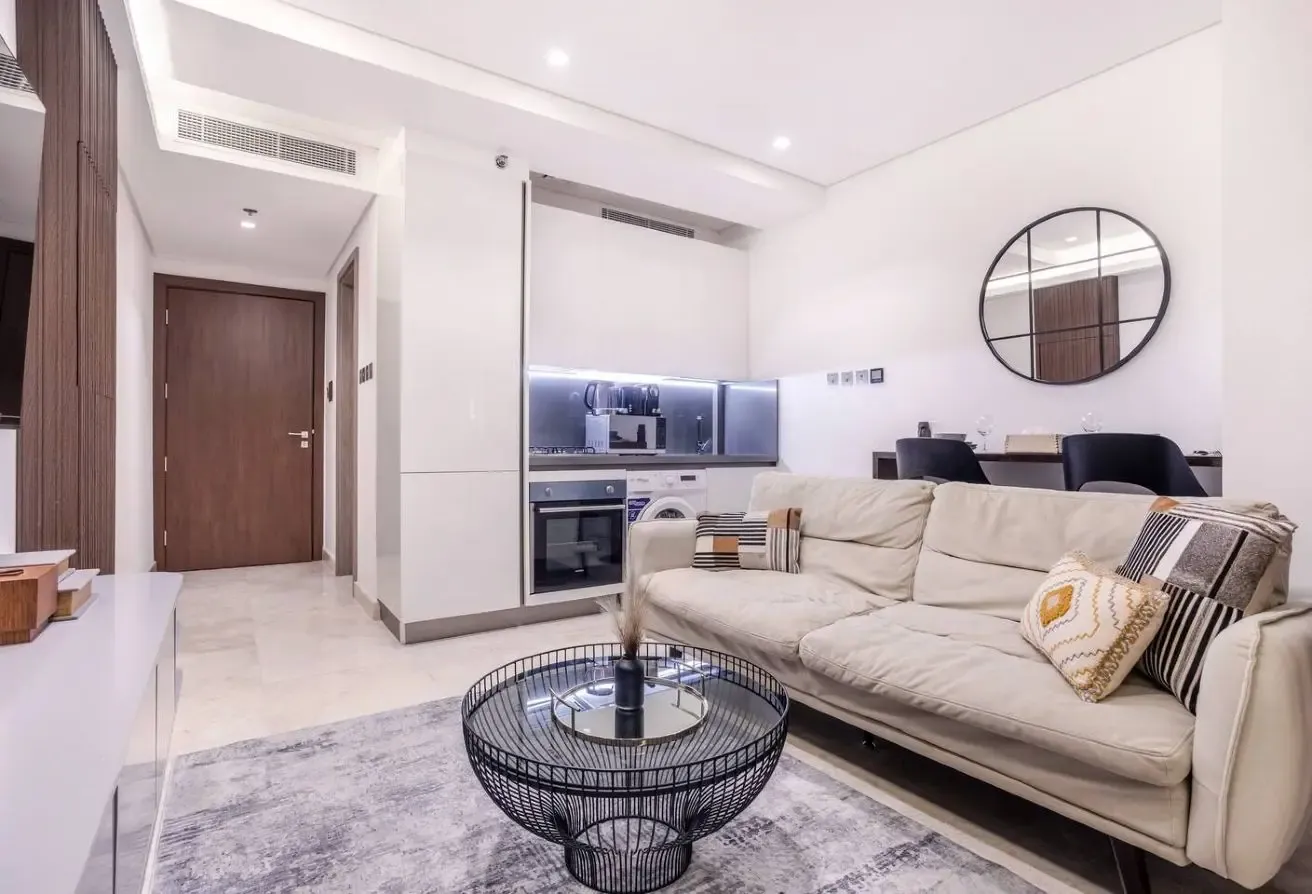 FULLY FURNISHED | READY TO MOVE IN | UPGRADED
