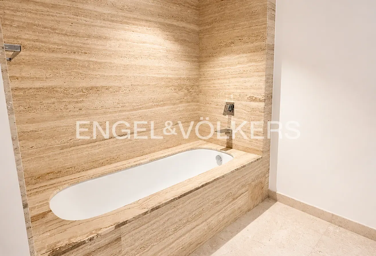 Available Now | Unfurnished | Modern