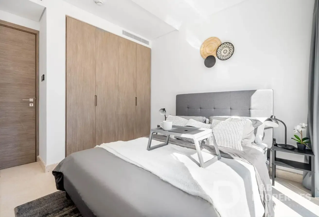 PRIME LOCATION | BRIGHT INTERIOR | STYLISH
