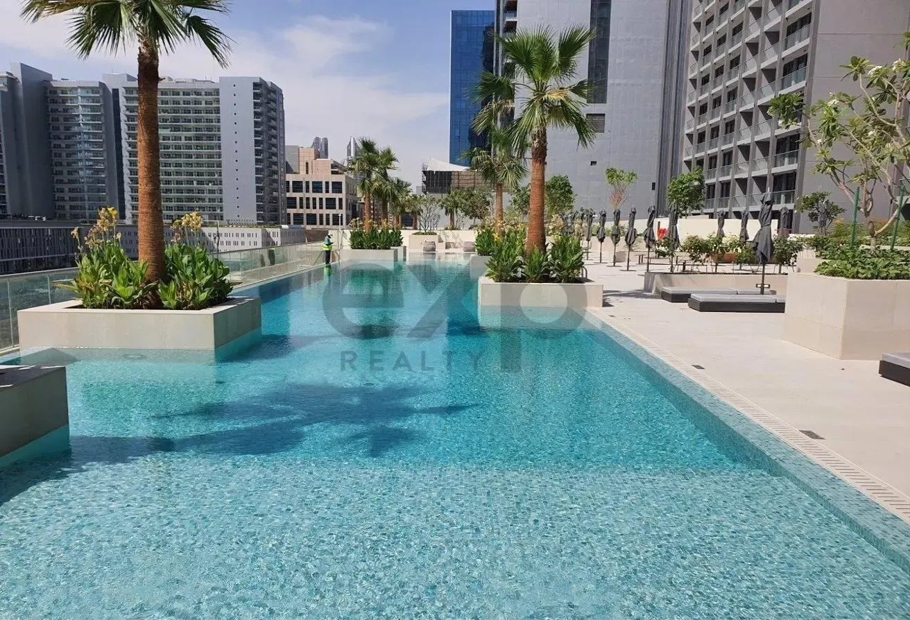 Luxury Studio | Prime Location | 12 Cheques