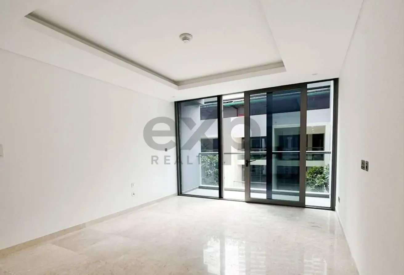 Luxury Studio | Prime Location  | 12 Cheques