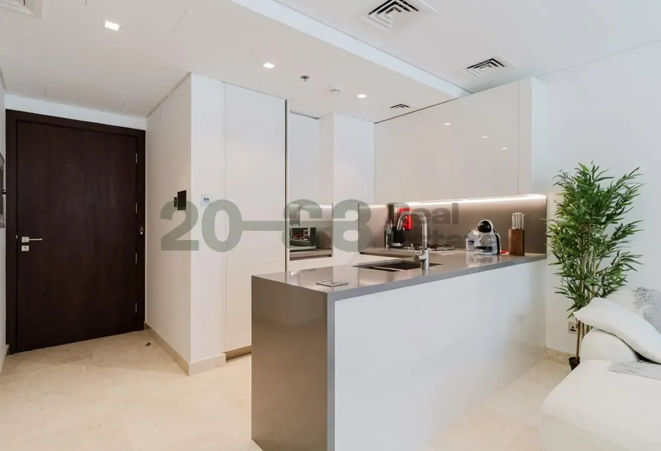 Prime Location l Huge Layout l Easy Access