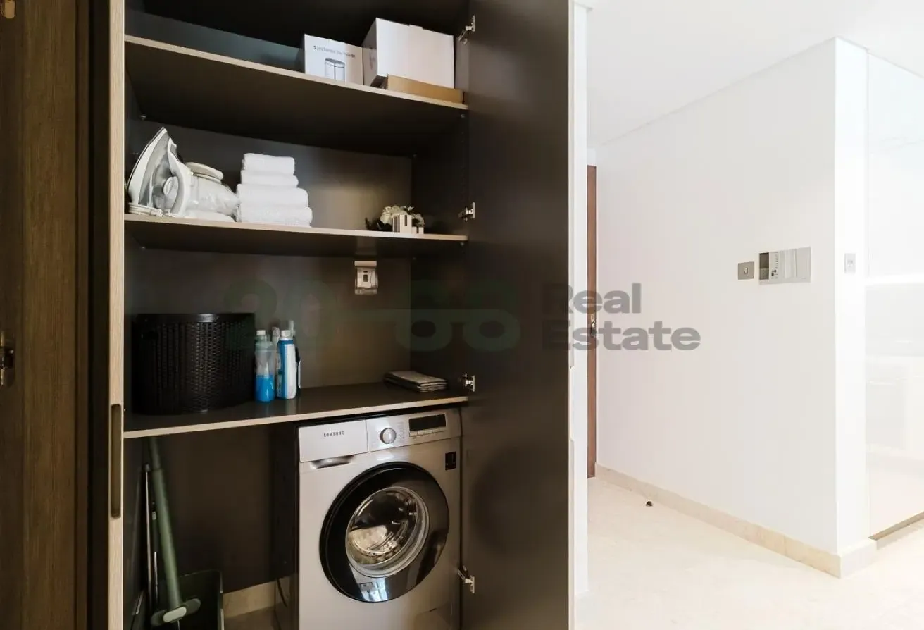 Prime Location l Huge Layout l Easy Access