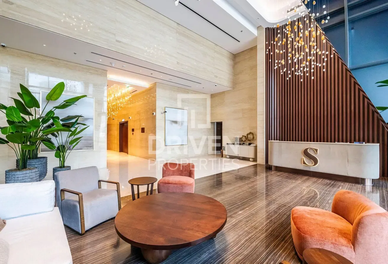Modern Layout and Stylish | Prime Location
