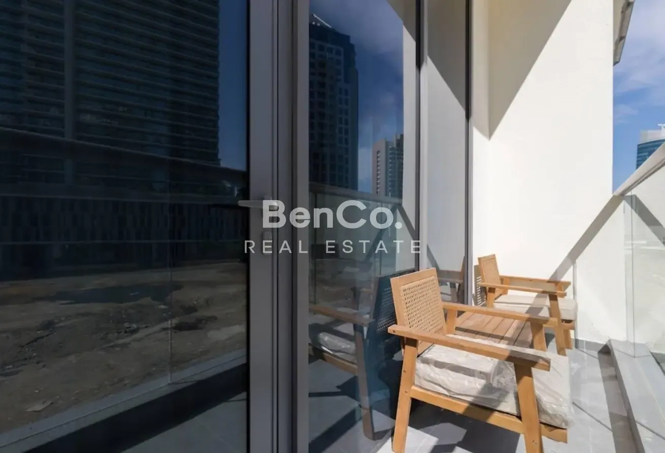 Luxury Furnished Studio | Vacant | Multiple Cheque