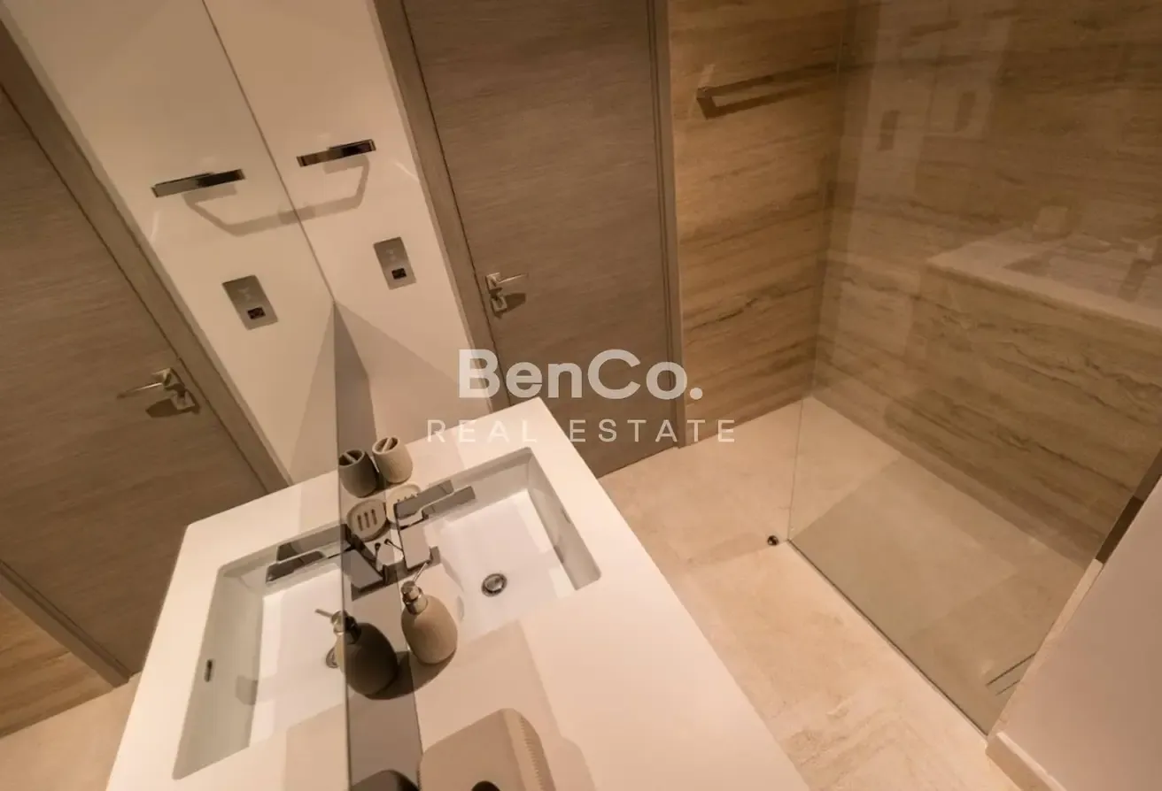 Luxury Furnished Studio | Vacant | Multiple Cheque