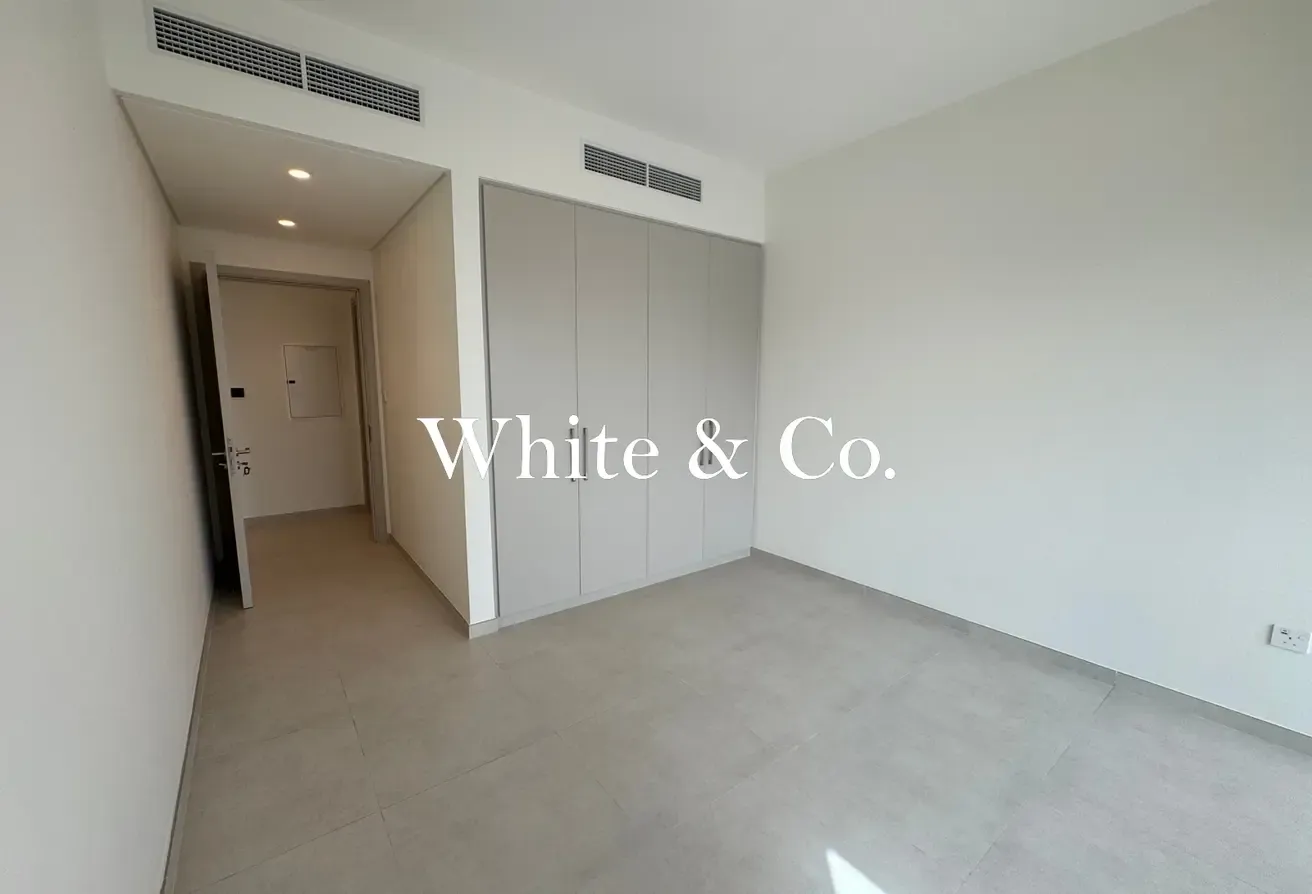 4 Bedrooms | Wadi River Backing | Triplex