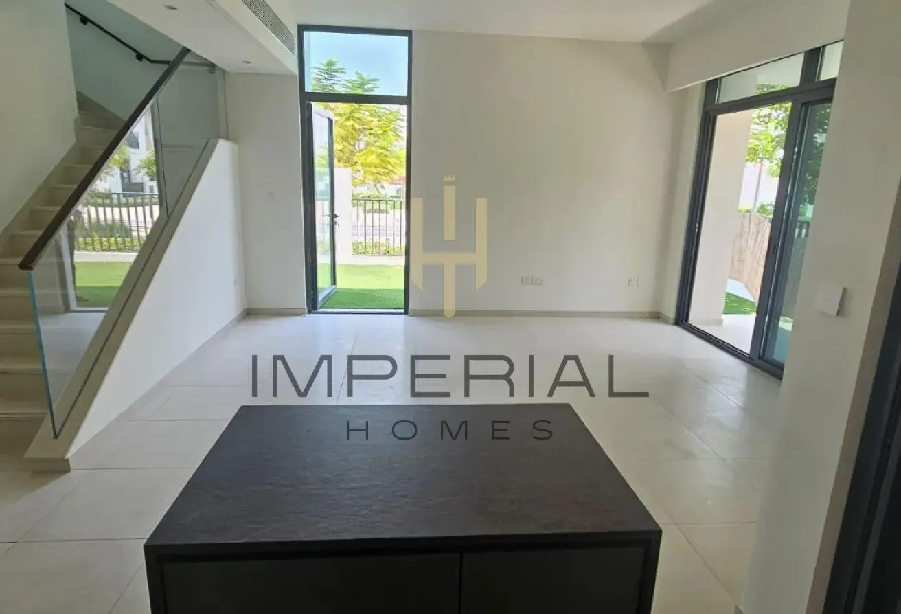 Corner 4 Bed Townhouse | Well Maintained | @190k