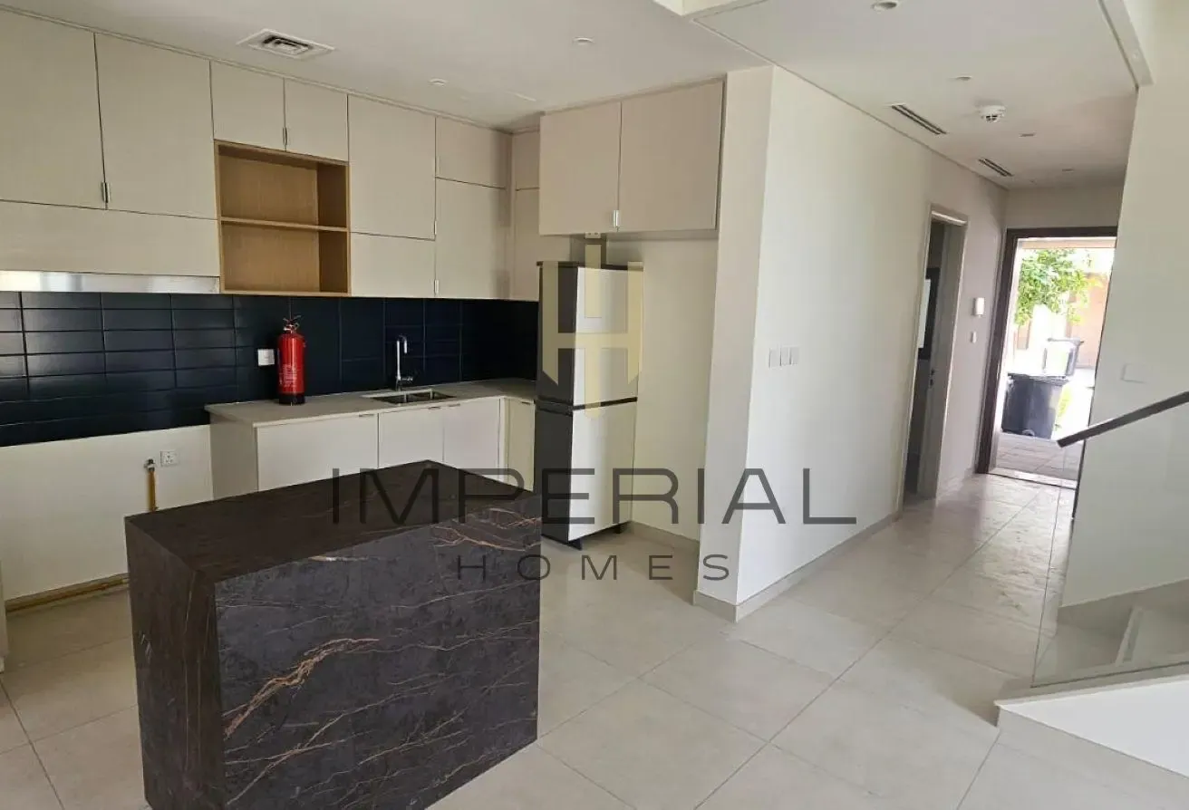Corner 4 Bed Townhouse | Well Maintained | @190k