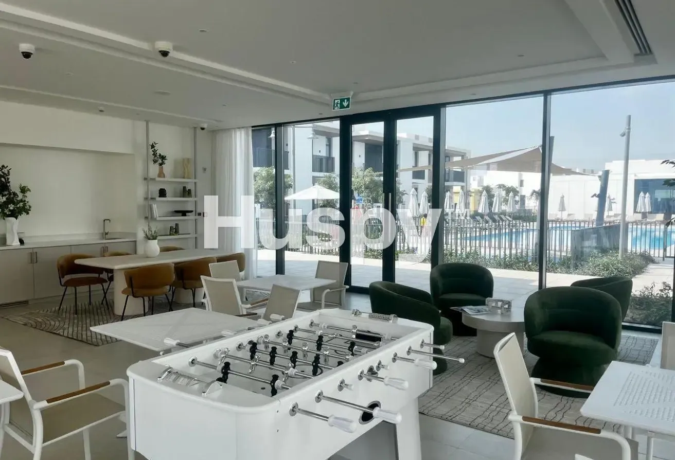 Corner Unit | Brand New | Close to Amenities