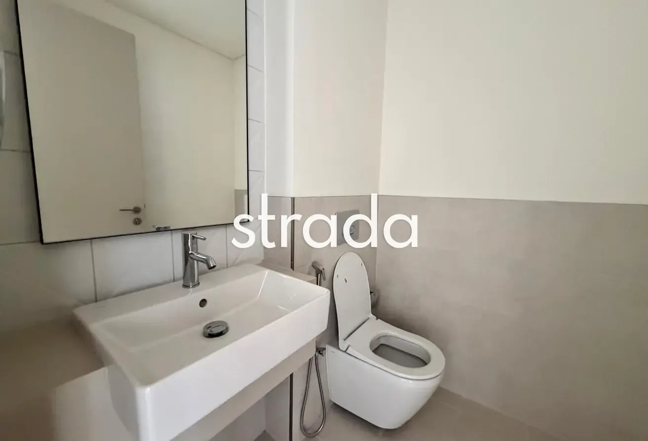 CORNER PLOT | NEXT TO KIDS AREA | VACANT NOW